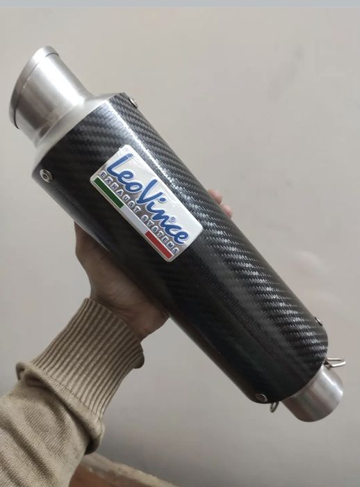 Evacuari moto carbon Sc Project/ Leovince 51mm/ toba moto racing