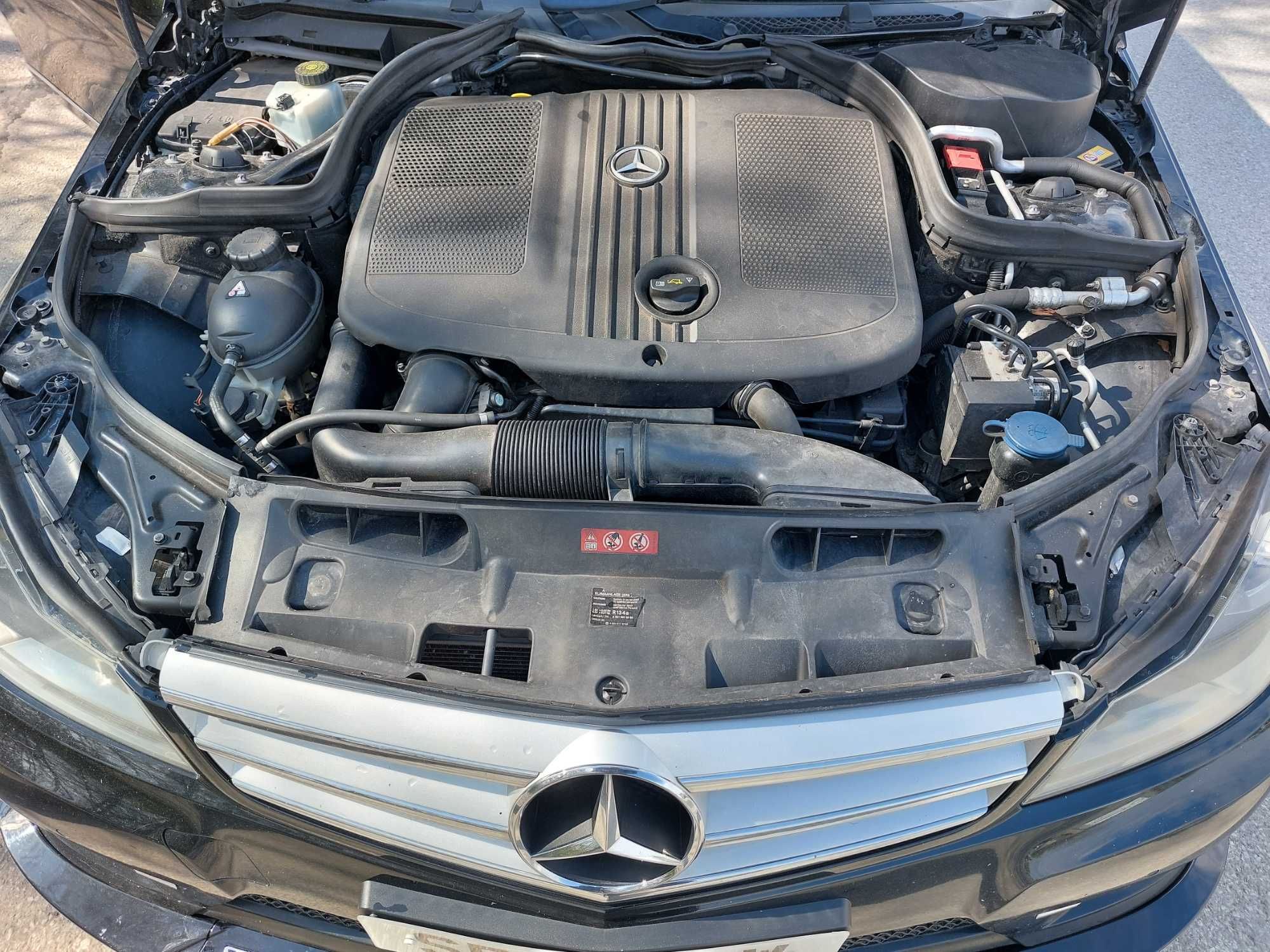 На Части: W204 Facelift AMG C220 CDI 170 к.с. 2013 Комби