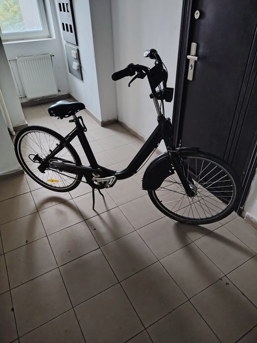 Bicicleta de vânzare