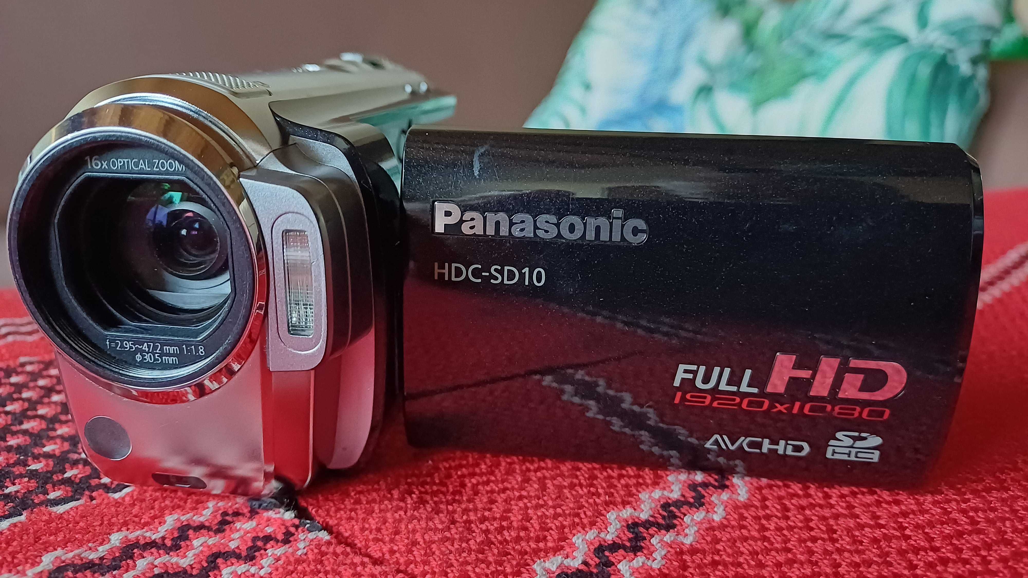 Panasonic HDC SD 10, fullhd, 16x zoom optic, super mică! Negociabil!