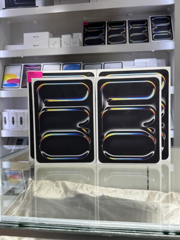 Ipad pro m4 11-inch 256 wifi NEW