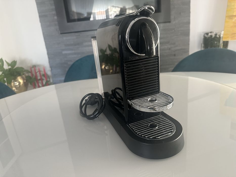 Nespresso Espressor CitiZ Negru