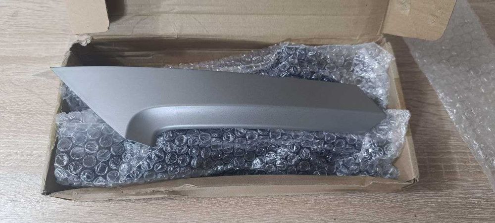 Дверные пластиковые накладки toyota camry