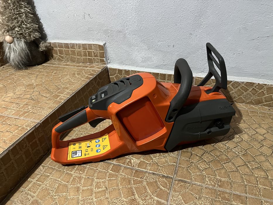 Vand drujba huqvarna noua ne folosita