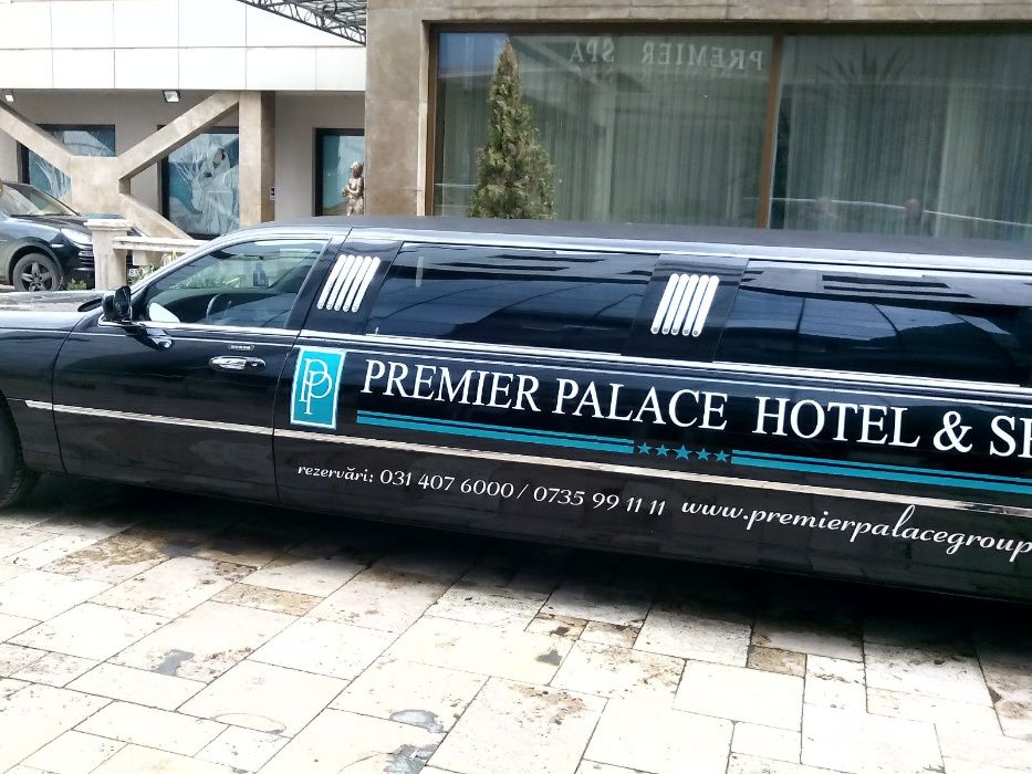 Texte sau sigle DECUPATE - pentru geam, perete, masina sau mobilier!