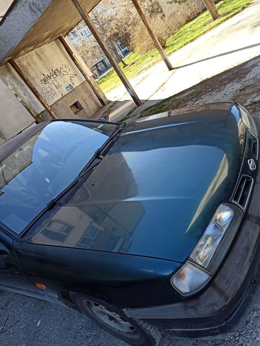 Продавам Нисан Примера