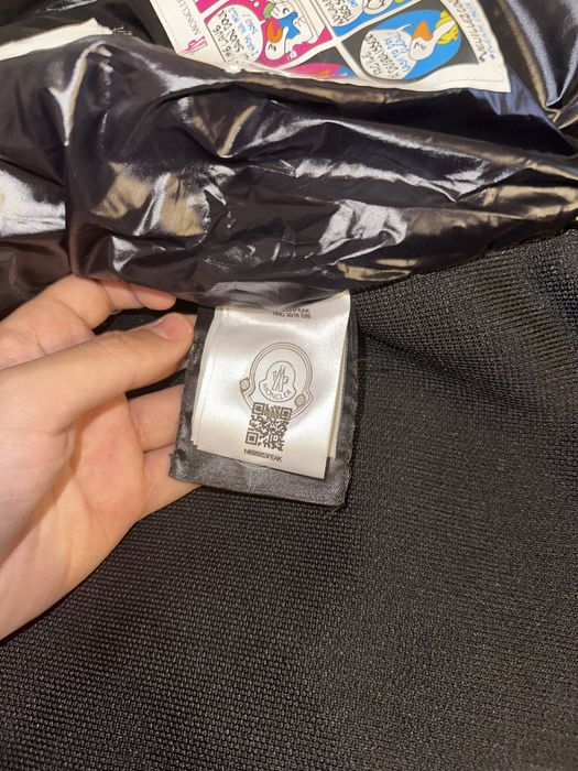 Moncler леко яке.