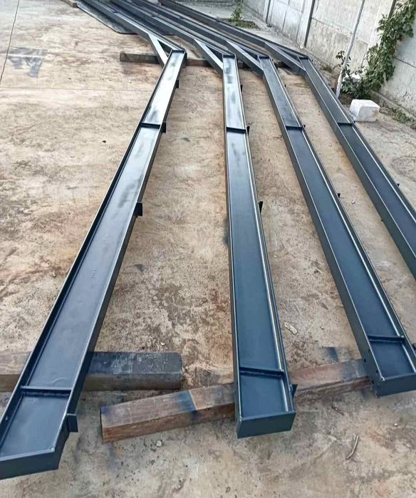 Vand hala 11x30x4h la prețul cel corect