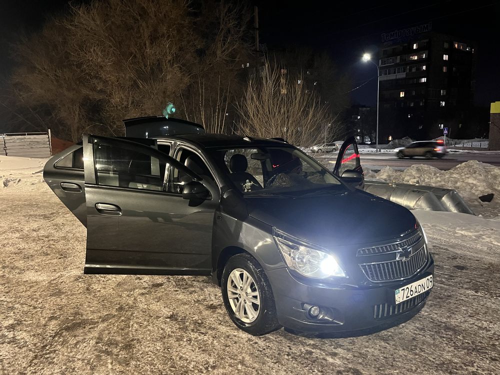 Chevrolet cobalt Кобольд