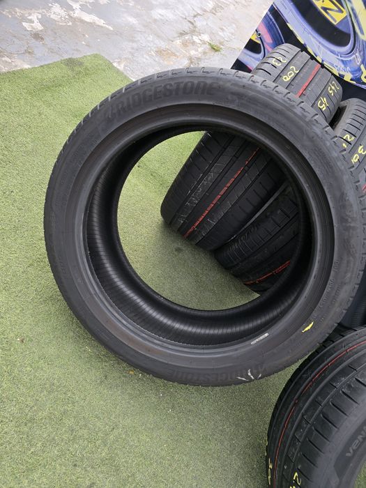 245.45.19 bridgestone 2023 2x continental