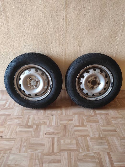 Зимни гуми 13" 2бр. с джанти и 2 бр. без джанти