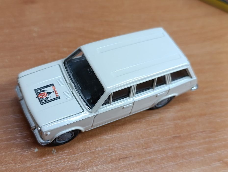 Моделька ВАЗ 2102 Юбилейная СССР