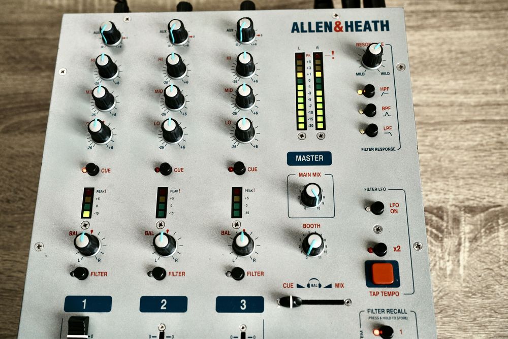 Mixer djm ALLEN & HEATH XONE 32 made in uk