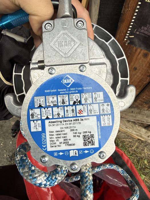 Dispozitiv de salvare sau coborare