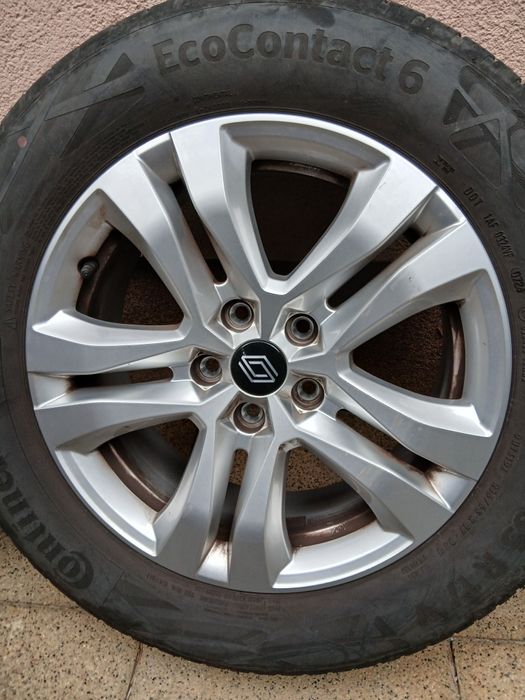 Set 4 roti an fabr 2024 vara echipate complet 215 65 R17 Continental