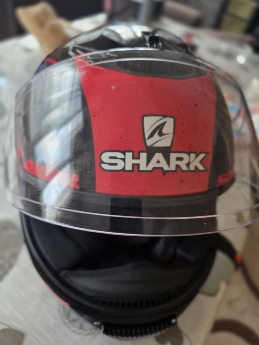 Продавам каска Shark Spartan Kobrak