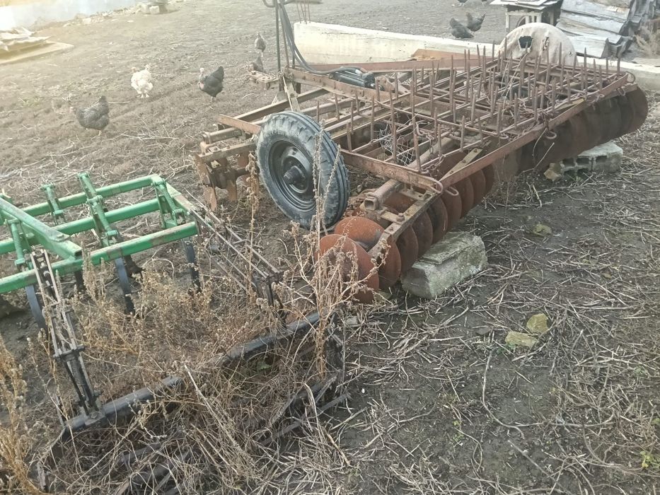 Vând disc și combinator românesc