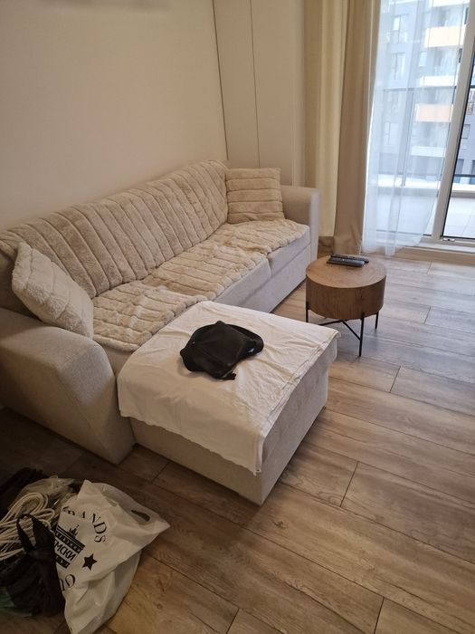 Давам под наем тристаен апартамент в Дианабад