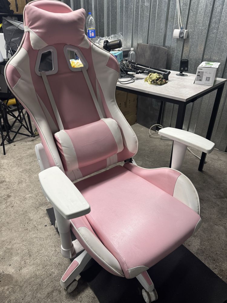 Игровое кресло розовое