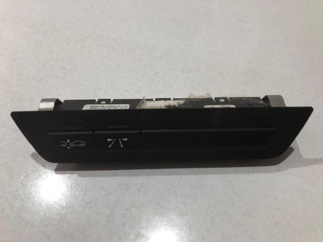 Butoane bord BMW Seria 7 (2008-2015) [F01, F02] 9220057
