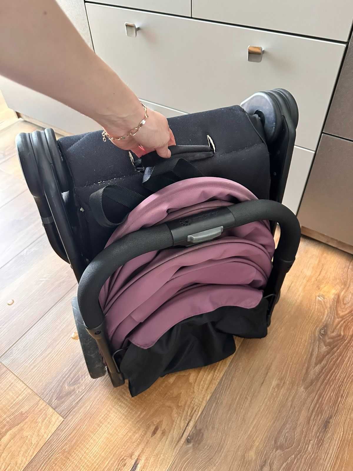 Бебшка количка ergo baby metro + борд + дъждобран