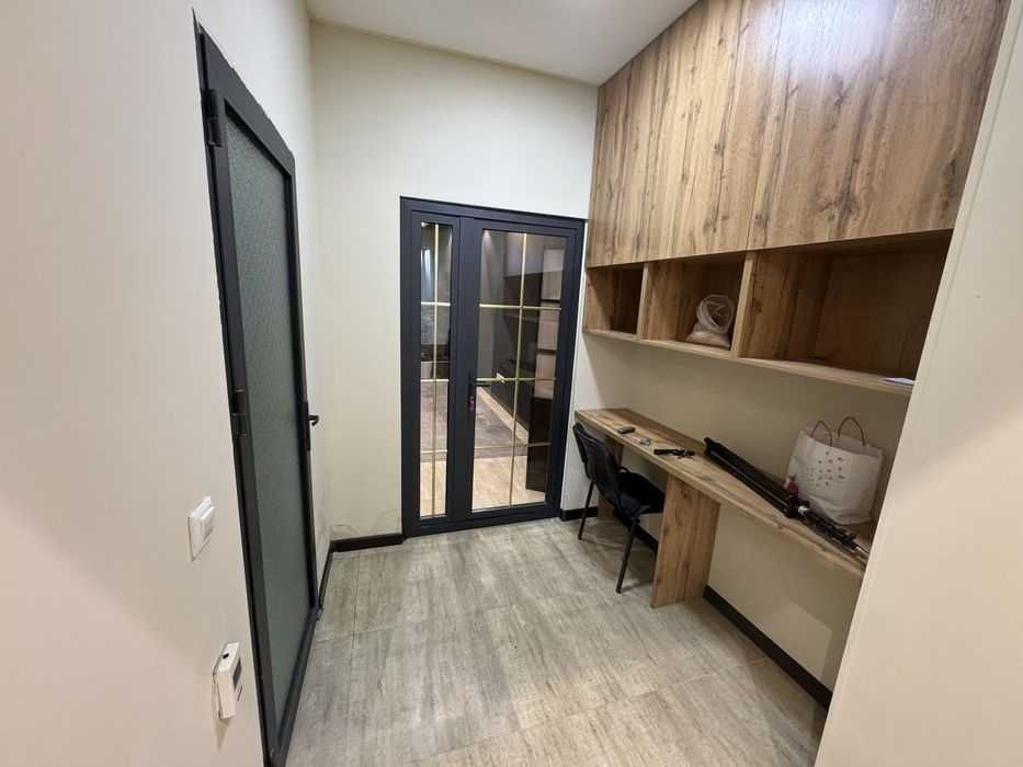 Сдам 85 м² Офис в Аренду. ЦУМ. Космонавты. Голубые Купола. Мирабадский