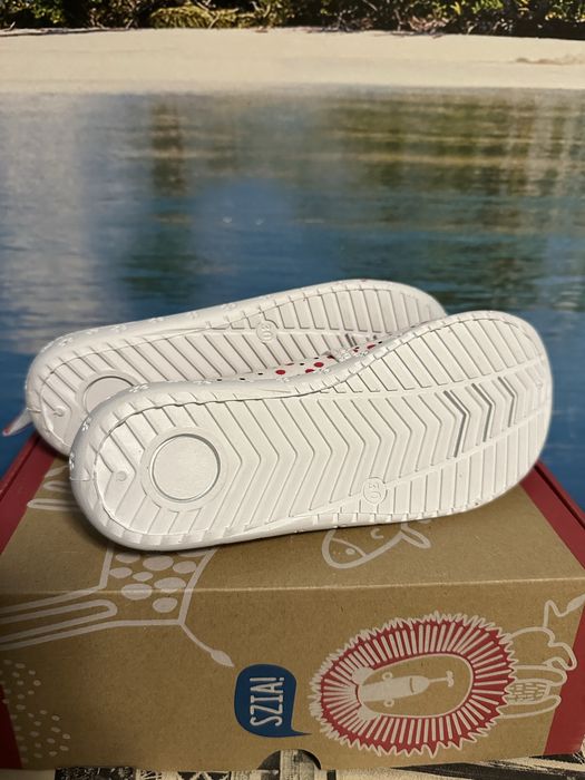 Нови пантофи MD - номер 30