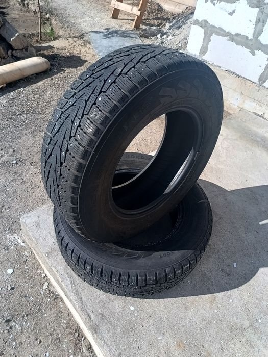 Продам шины Nokian