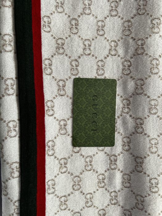 Esarfa Gucci calitativa