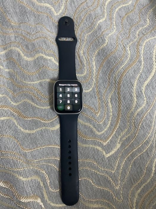 Продам apple watch series 5 nike 44mm.