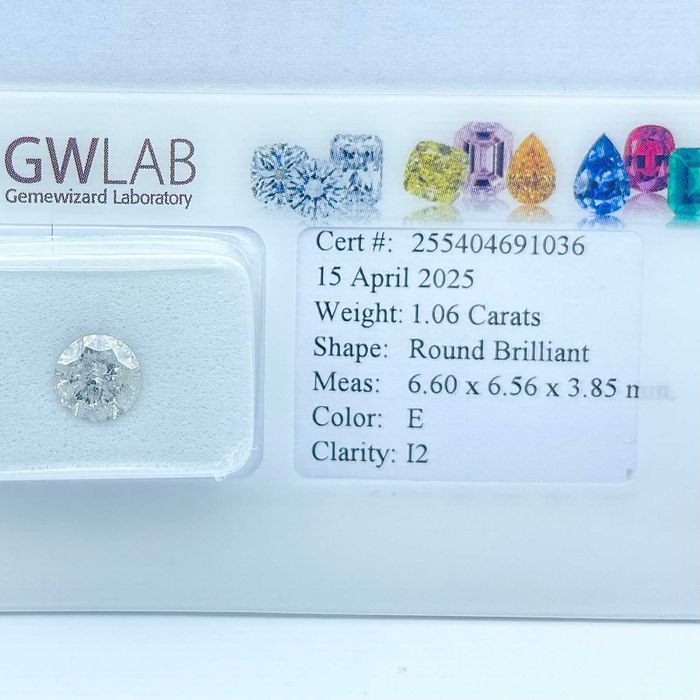 Диамант 1.06 ct, цвят E, с GWLAB сертификат