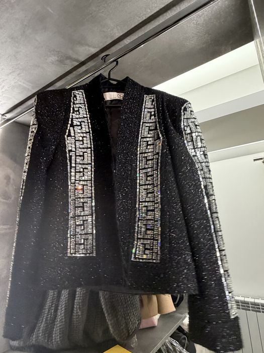 Дамско Сако с камъни