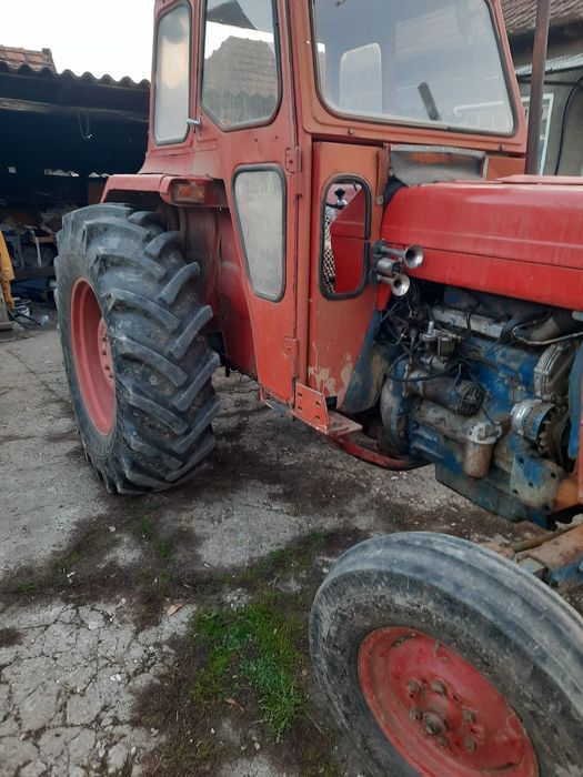 Vand tractor Massey Ferguson 165