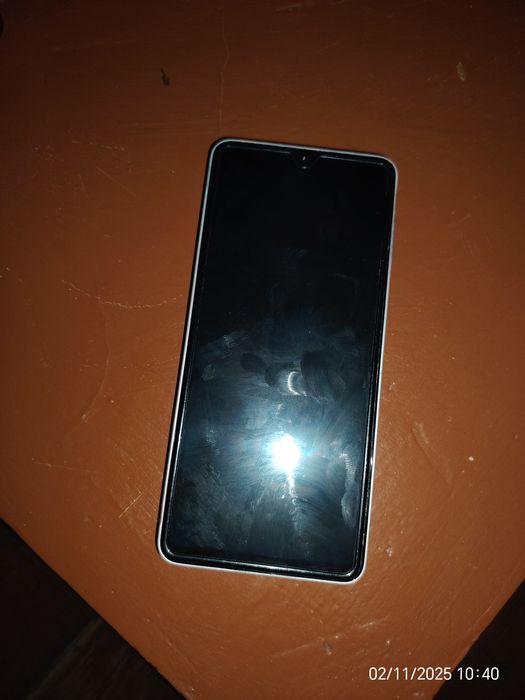 Samsung A33, 5G, NFC!