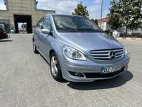 Mercedes Benz B 200