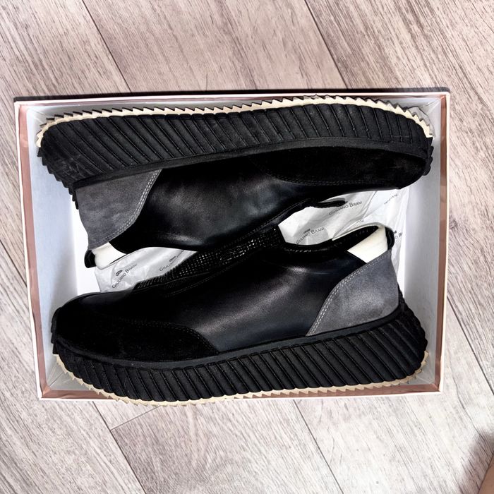 Новые кроссовки (кожа)