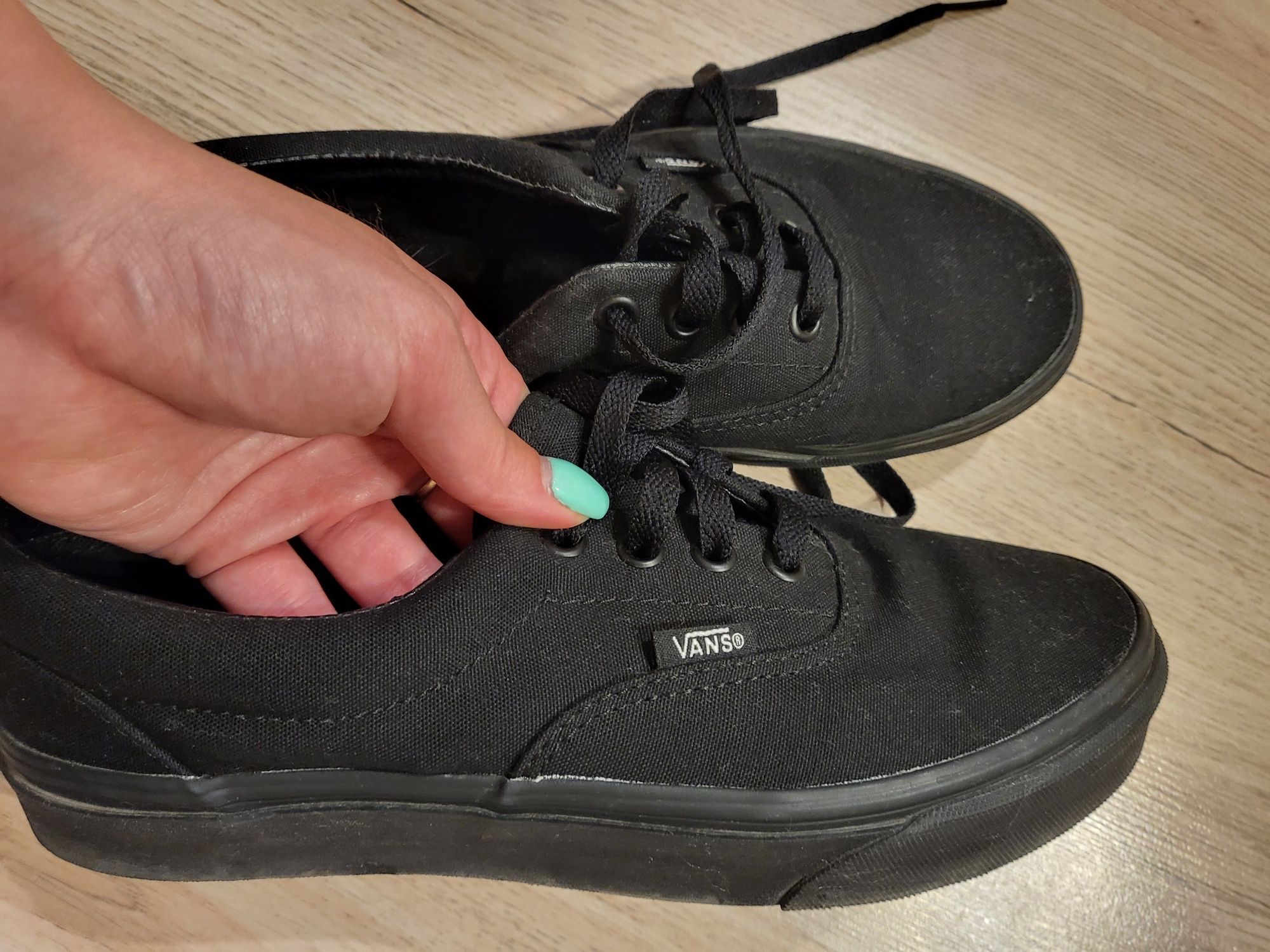 Дамски кецове Vans