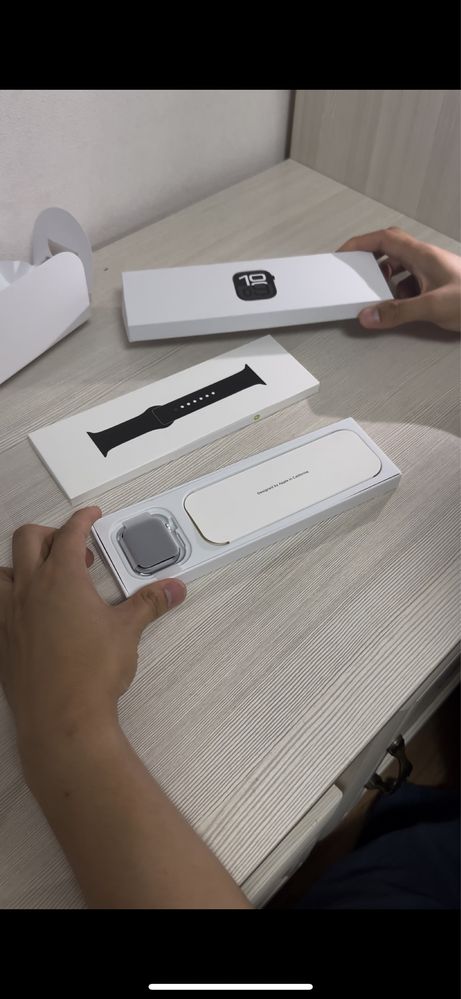 Apple Watch SE 10 новый в коробке