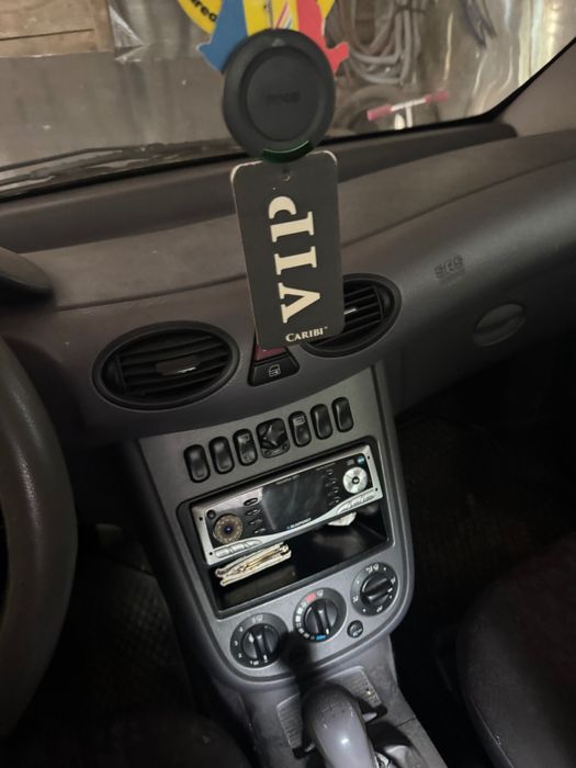 Mercedes a 140 stare buna8/10 an 2002/3