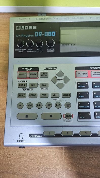 Mixer audio Behringer Xenyx 1832 fx,Boss dr-880