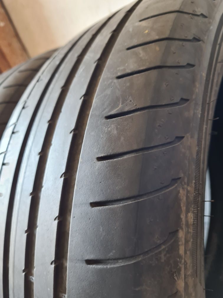 2 бр. летни гуми 235/55/19 GoodYear SUV DOT 2918 4,5 mm