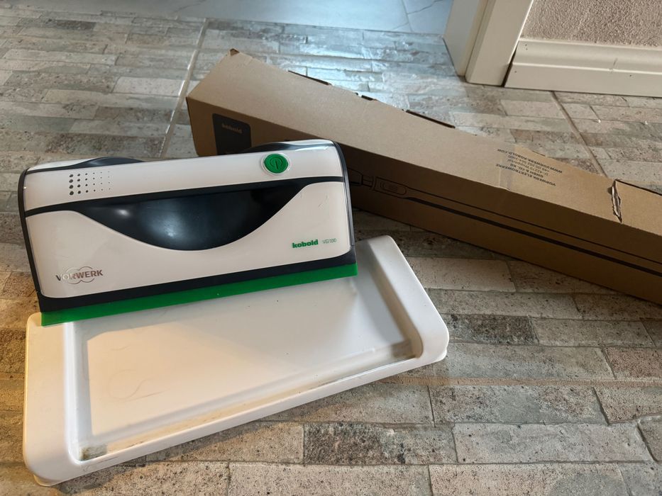 Aparat spalat si aspirat geamuri Kobolt Vorwerk, plus brat telescopic