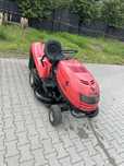 Tractoras tuns gazon