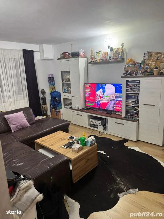 360 Grade Imobiliare oferă spre vânzare un apartament cu 3 camere