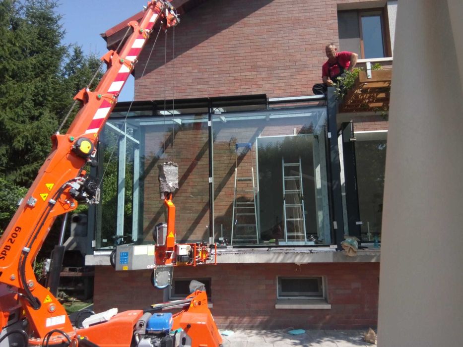 Inchieriere utilaj mini macara Jekko 209