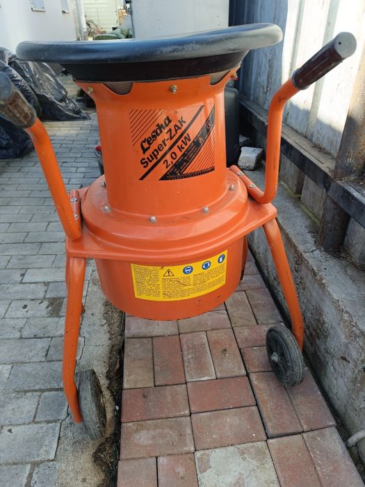 Tocator crengi si resturi vegetale Lescha Super-Zak, electric, 2000W