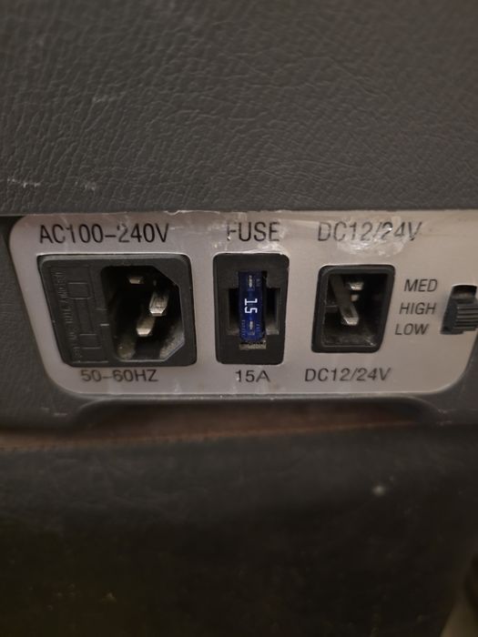 Lada frigorifica auto