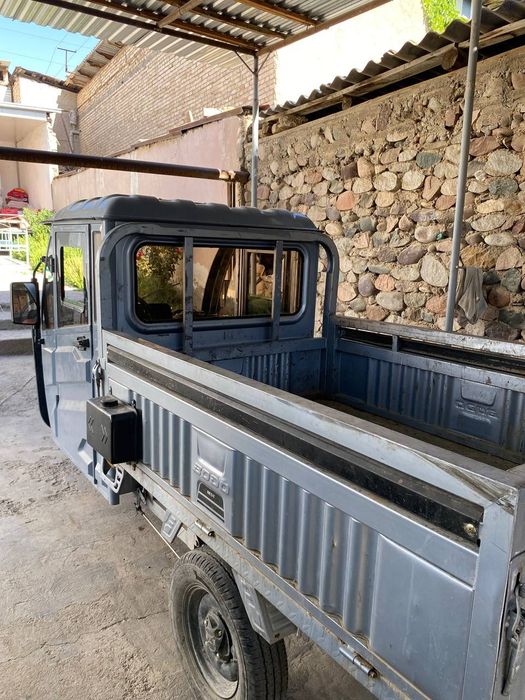 Муравейник с вагоном