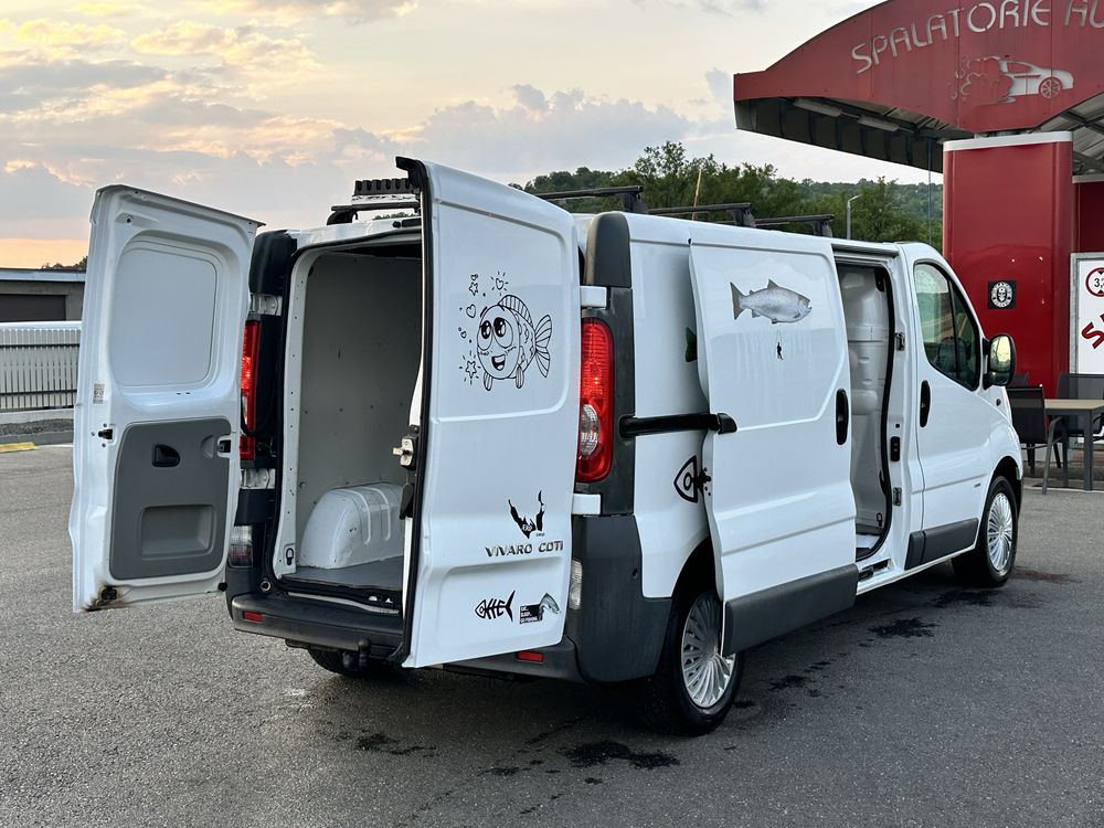 Opel Vivaro 2011 / 2.0 CDTI/ 114 CP / Lung / Euro5
