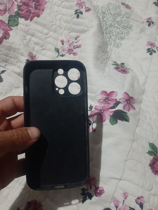 Iphone 14 pro max zashitnik